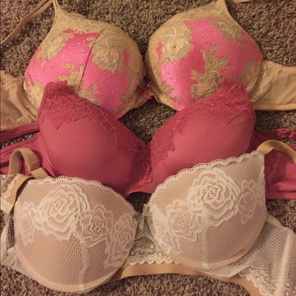 Bras - Picture 2 of 2